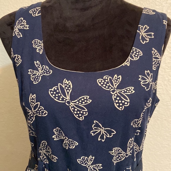 Burlapp Dress - Picture 2 of 10